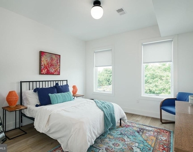 5013 Springfield Avenue - Photo Thumbnail 8