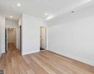 3843 Haverford Avenue - Photo Thumbnail 1