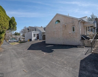 1457 Manoa Road - Photo Thumbnail 57