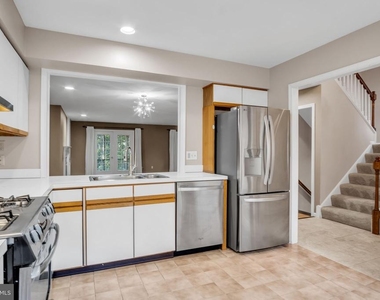 1127 Wicklow Court - Photo Thumbnail 8