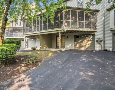 1127 Wicklow Court - Photo Thumbnail 37