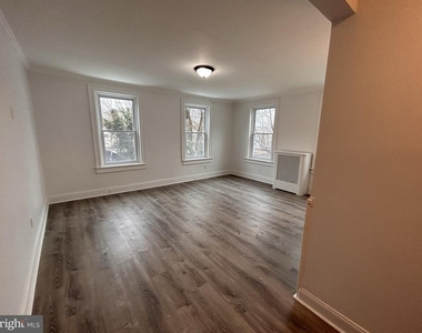 1067 S Clinton Avenue - Photo Thumbnail 27