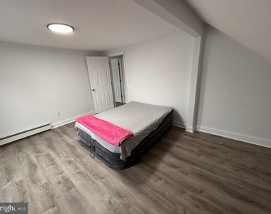 1067 S Clinton Avenue - Photo Thumbnail 34