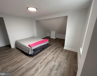 1067 S Clinton Avenue - Photo Thumbnail 38