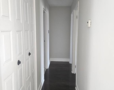 210 James Court - Photo Thumbnail 17