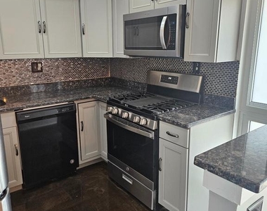 210 James Court - Photo Thumbnail 11