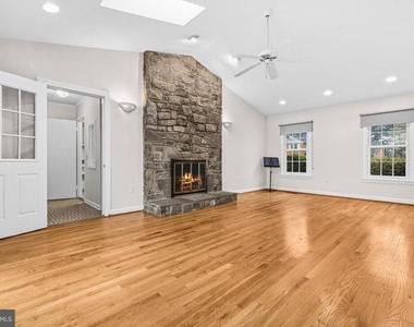 7520 Royal Dominion Drive - Photo Thumbnail 13