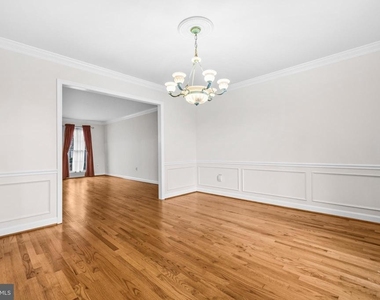 7520 Royal Dominion Drive - Photo Thumbnail 12