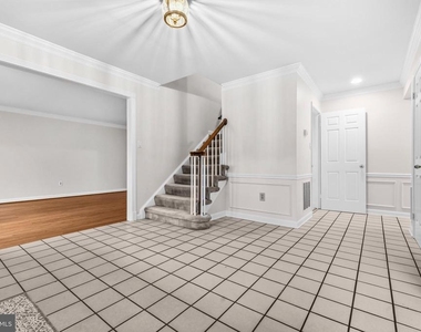7520 Royal Dominion Drive - Photo Thumbnail 5