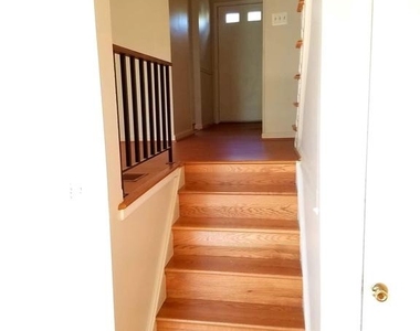 150 Gold Kettle Drive - Photo Thumbnail 3