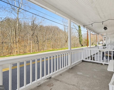 947 Oella Avenue - Photo Thumbnail 3