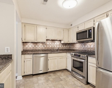 947 Oella Avenue - Photo Thumbnail 6