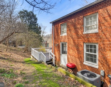 947 Oella Avenue - Photo Thumbnail 31