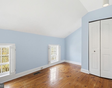 947 Oella Avenue - Photo Thumbnail 8