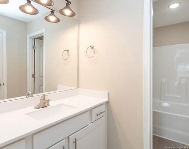 910 Kingscote Drive - Photo Thumbnail 14