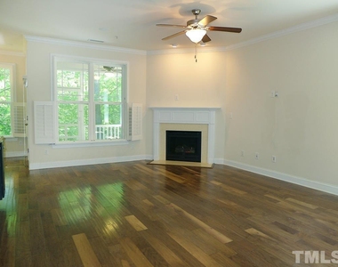 304 Rose Walk Lane - Photo Thumbnail 2
