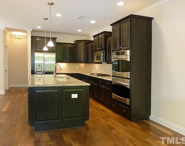 304 Rose Walk Lane - Photo Thumbnail 4