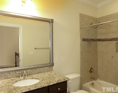 304 Rose Walk Lane - Photo Thumbnail 17