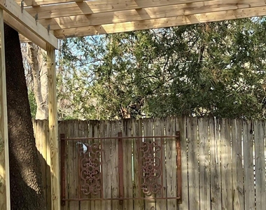 409 Pritchard Avenue - Photo Thumbnail 12
