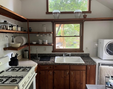 409 Pritchard Avenue - Photo Thumbnail 5