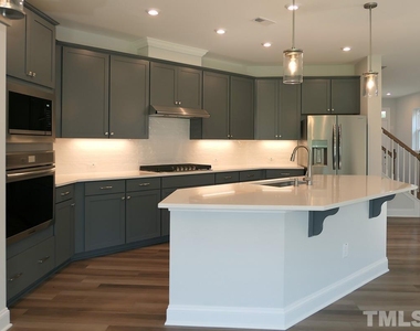 117 Deardom Way - Photo Thumbnail 8