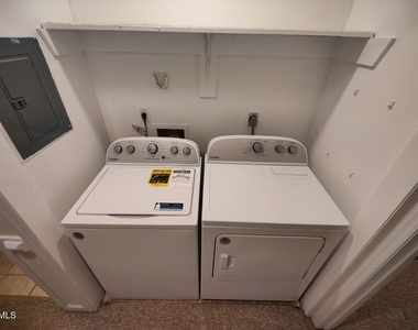 804 Pine Forest Trail - Photo Thumbnail 10
