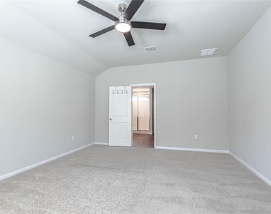 114 Mercer St - Photo Thumbnail 8