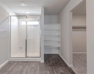 114 Mercer St - Photo Thumbnail 10