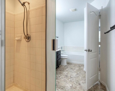 140 Plum Path - Photo Thumbnail 9
