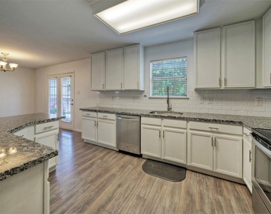 140 Plum Path - Photo Thumbnail 4