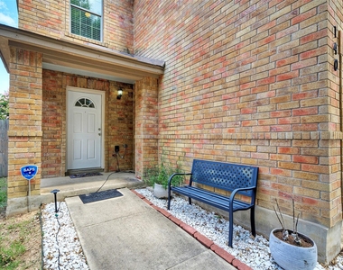 140 Plum Path - Photo Thumbnail 19