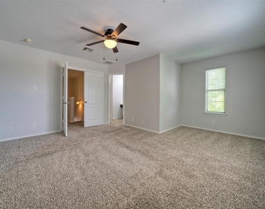 140 Plum Path - Photo Thumbnail 7