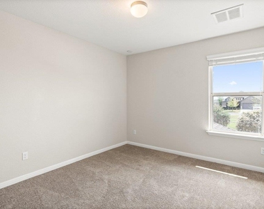 719 Coconut Grove St - Photo Thumbnail 22