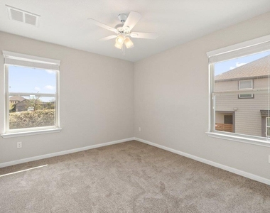 719 Coconut Grove St - Photo Thumbnail 23