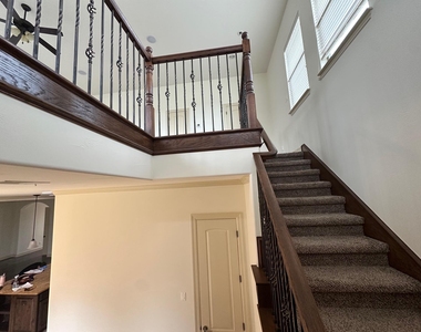 906 Madison Fork Dr - Photo Thumbnail 19