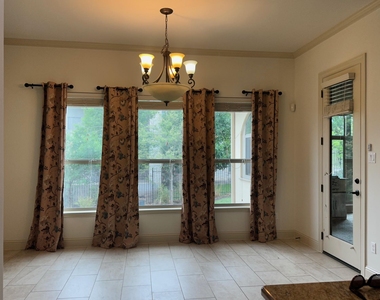 906 Madison Fork Dr - Photo Thumbnail 7