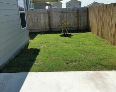 10504 Alemoor Dr - Photo Thumbnail 14