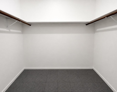 507 Thelma Dr - Photo Thumbnail 5