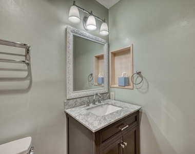 1202 Thorpe Ln - Photo Thumbnail 16