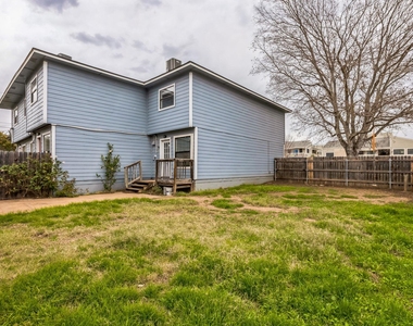 20600 Bonanza St - Photo Thumbnail 12