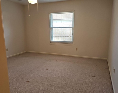 12639 Enchanted Hollow Drive - Photo Thumbnail 4