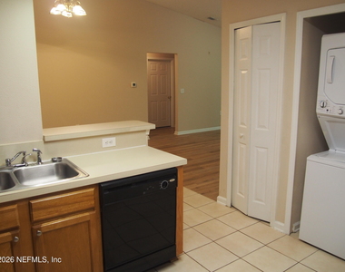 7920 Merrill Road - Photo Thumbnail 7