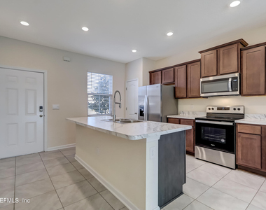 3978 Oak Mill Road - Photo Thumbnail 4