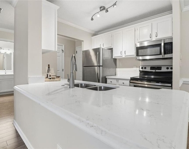 300 Johnson Ferry Road Ne - Photo Thumbnail 1
