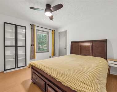 5712 Port Drive - Photo Thumbnail 24