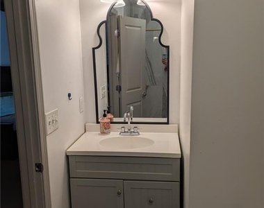 5712 Port Drive - Photo Thumbnail 12