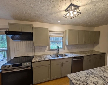 5712 Port Drive - Photo Thumbnail 5