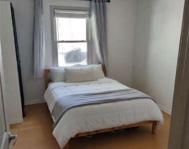 5712 Port Drive - Photo Thumbnail 11