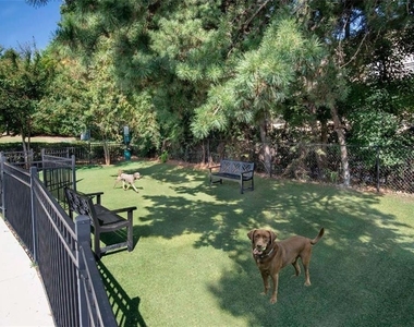2600 Milscott Drive - Photo Thumbnail 25