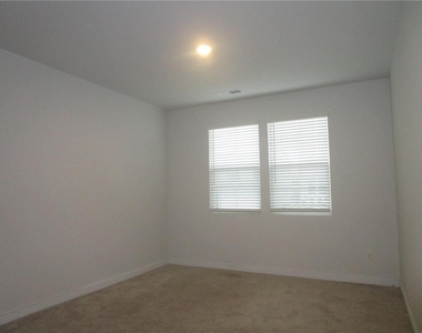 5169 Union Heights Way - Photo Thumbnail 7